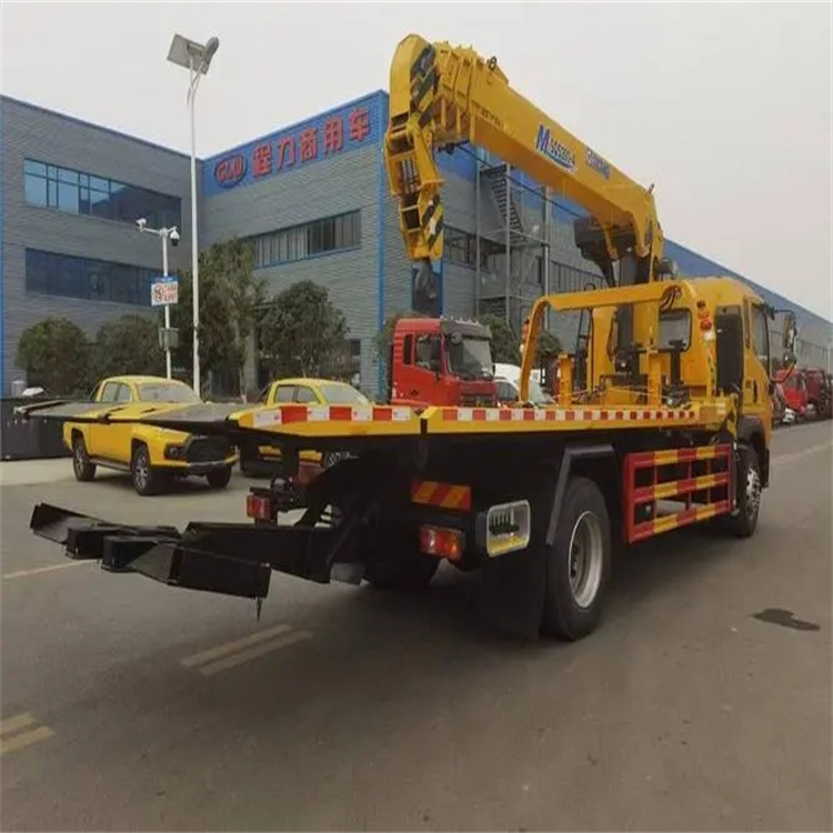 靖安县附近小随车吊出租电话，轻松解决搬运烦恼